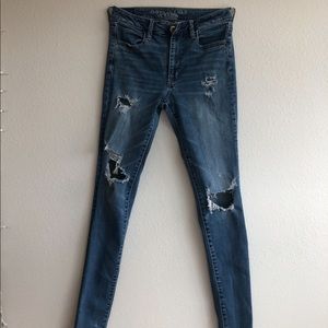 American Eagle Hi Rise Jegging Ripped